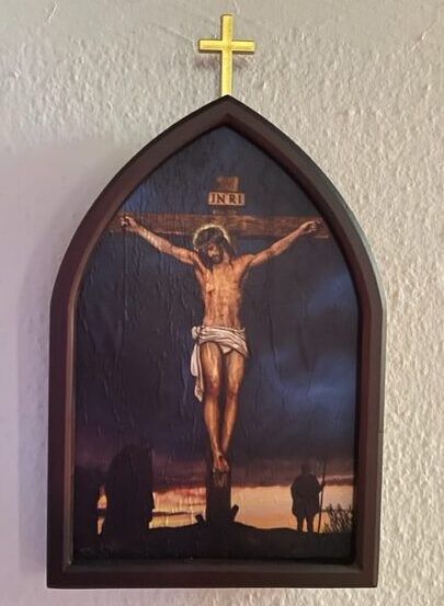 Station of the cross 12